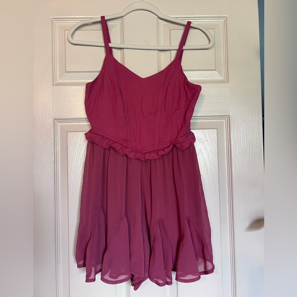 Willow & Root Ruffle Corset Romper in Rose. Size S